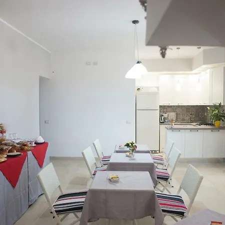 Raggio Di Sale Alojamento de Acomodação e Pequeno-almoço Trapani